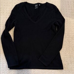 Saks Fifth Avenue 100% Cashmere V-Neck Sweater